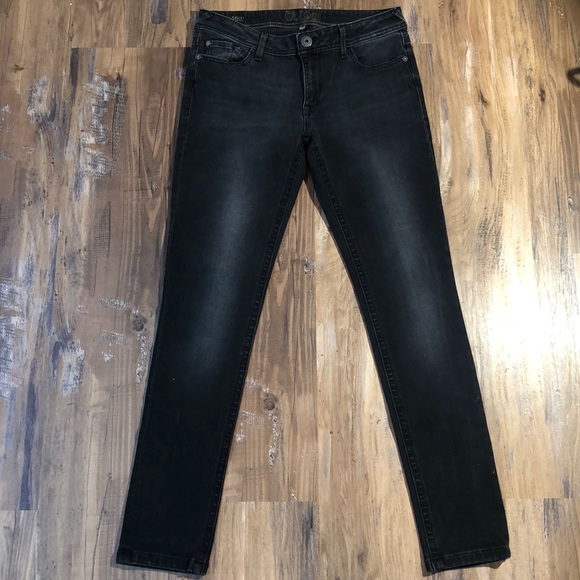 DL1961 Amanda Skinny - Picture 4 of 6